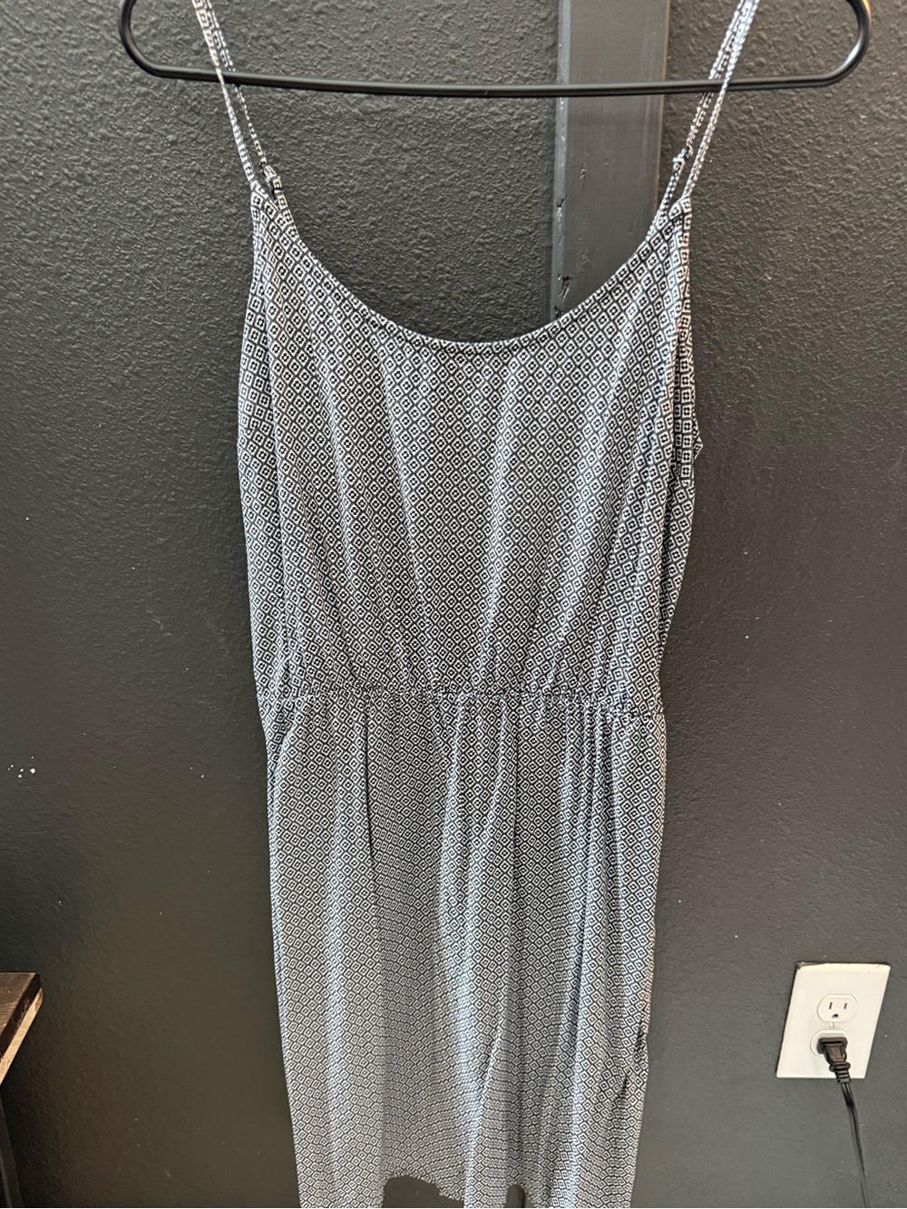 Old Navy Black and White Geometric Dress